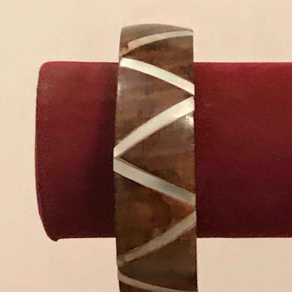 5/$20 Wooden and Pearl Bracelet